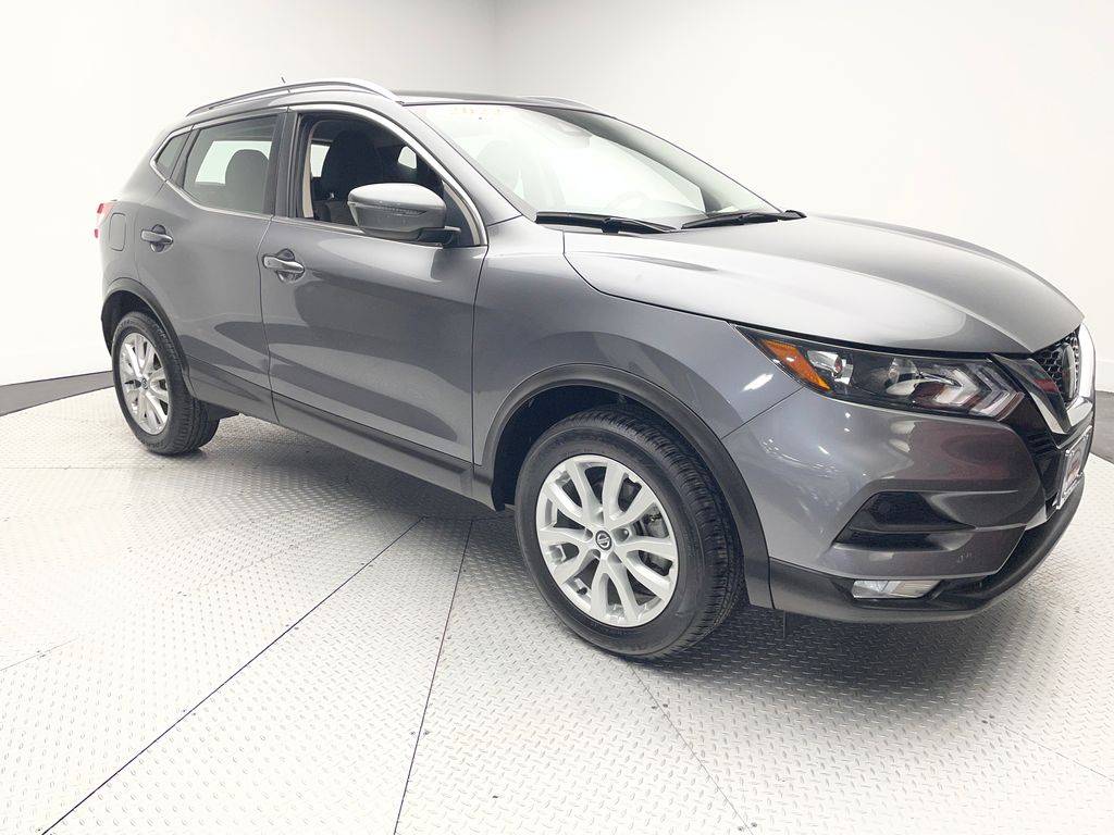 Thumbnail: 2022 Nissan Rogue Sport - 3