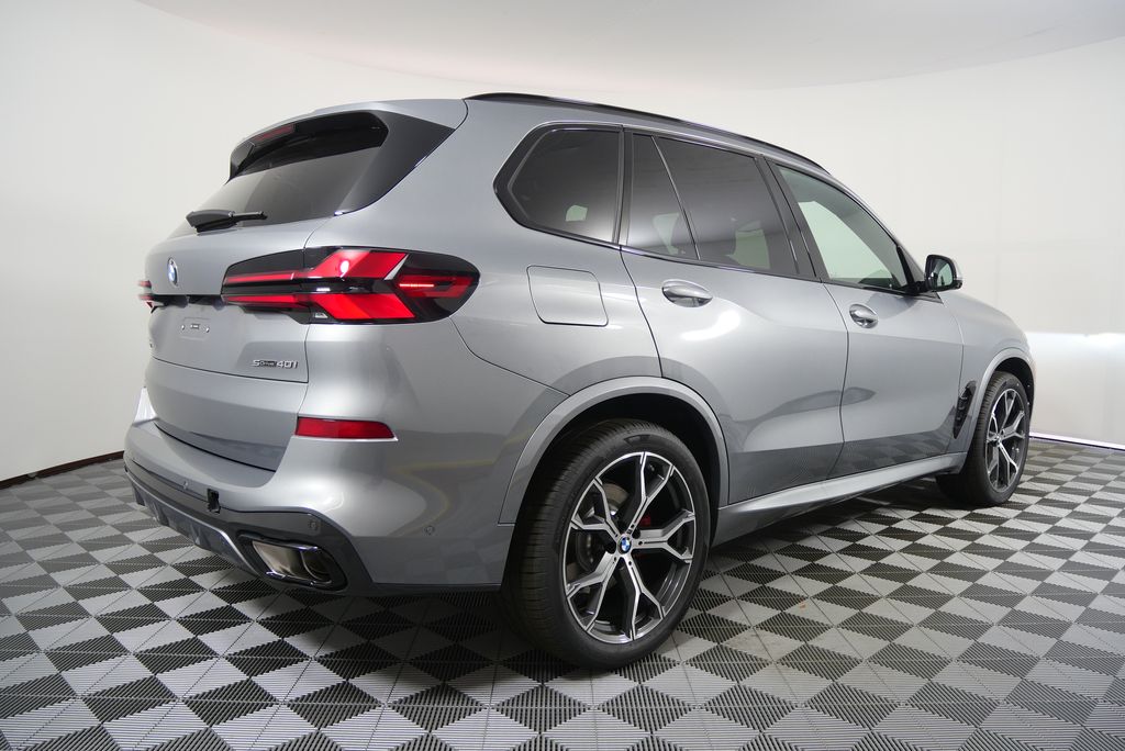 Thumbnail: 2026 BMW X5 - 3