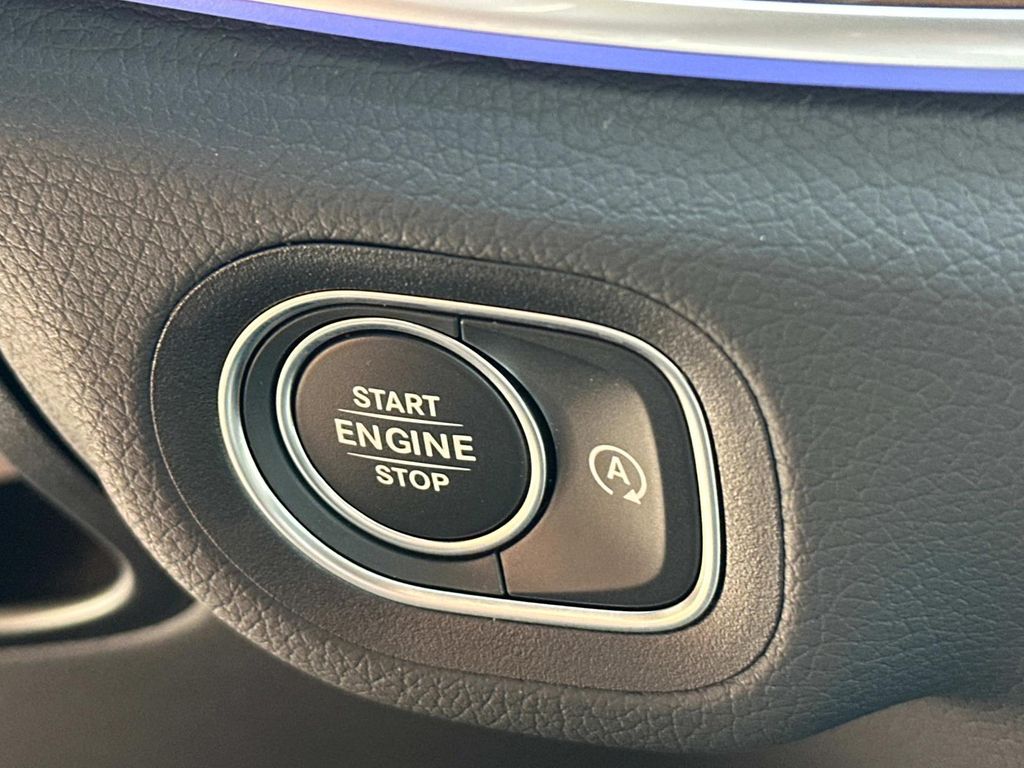 Thumbnail: 2025 Mercedes-Benz GLS - 13