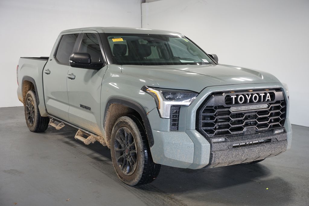 Thumbnail: 2024 Toyota Tundra - 3