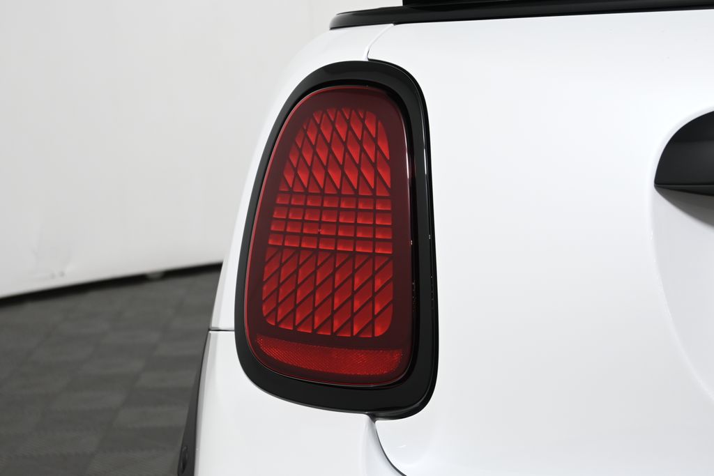 Thumbnail: 2025 MINI Cooper Convertible - 19