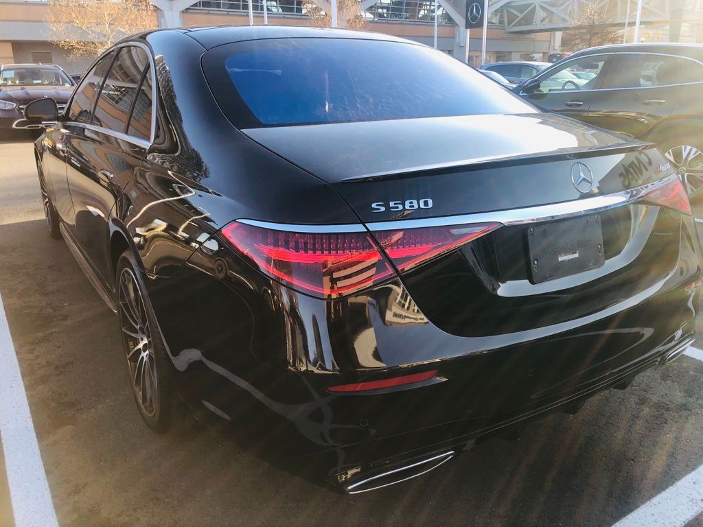 Thumbnail: 2022 Mercedes-Benz S-Class - 5