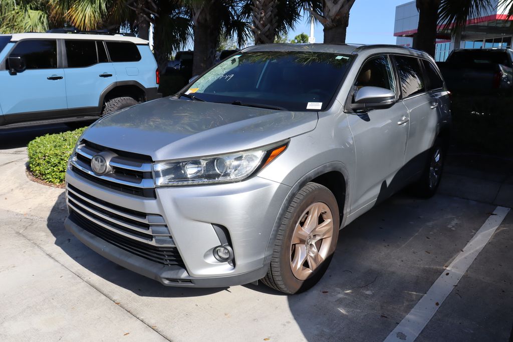 Thumbnail: 2019 Toyota Highlander - 1