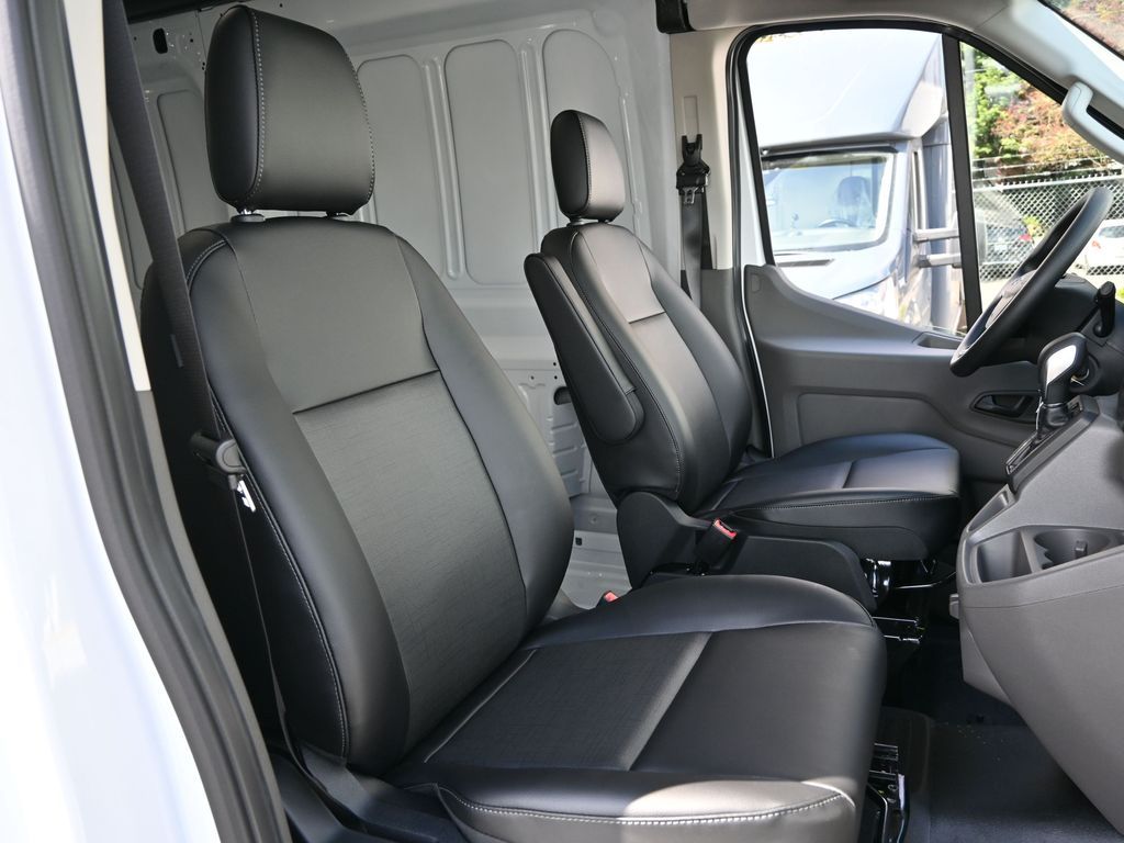2025 Ford Transit 350 HD