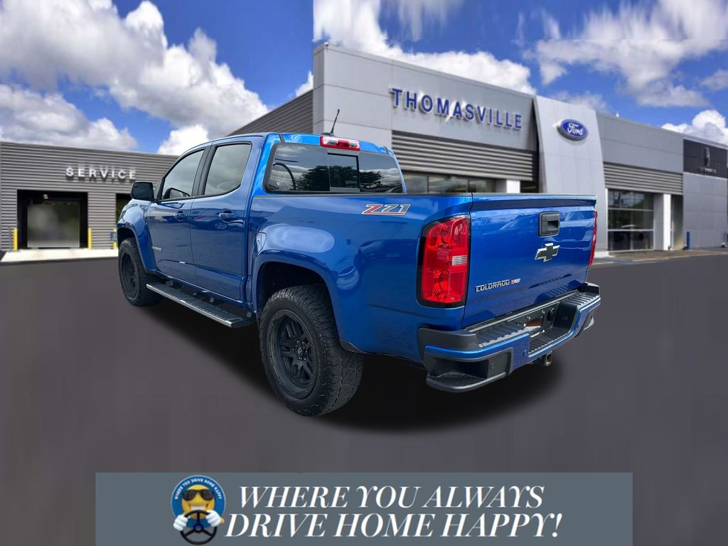 View vehicle photo 4