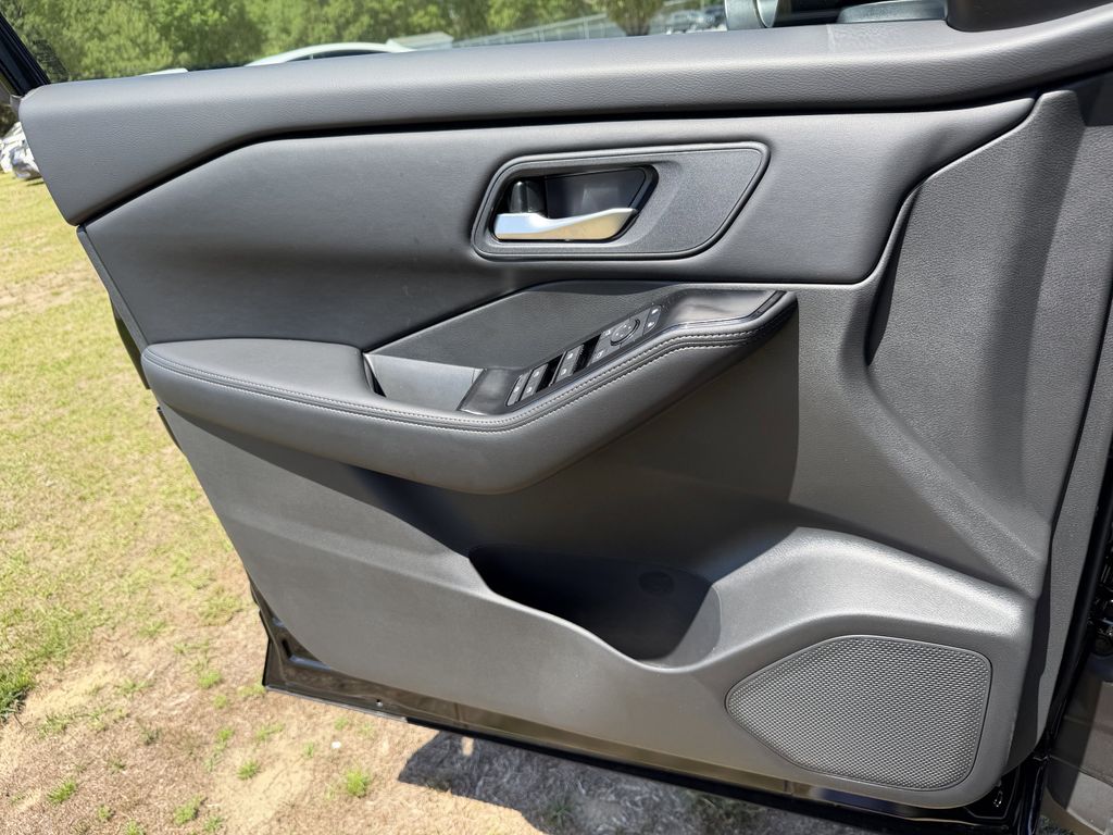 New 2026 Nissan Rogue SUV