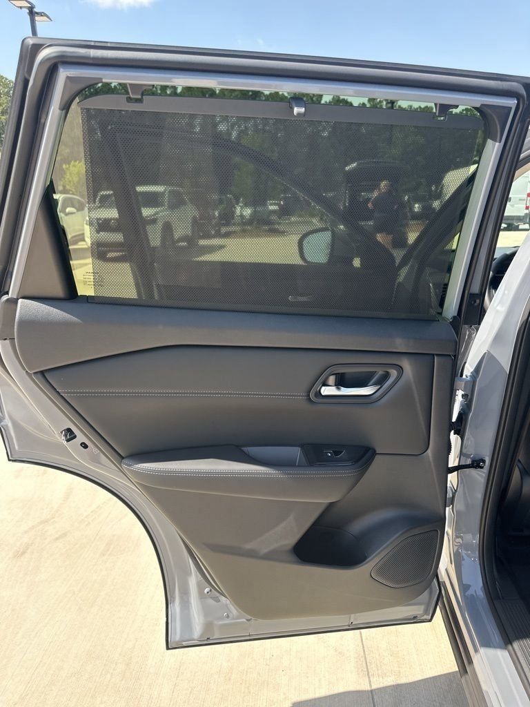 2025 Boulder Gray Pearl Nissan Rogue SL FWD SUV