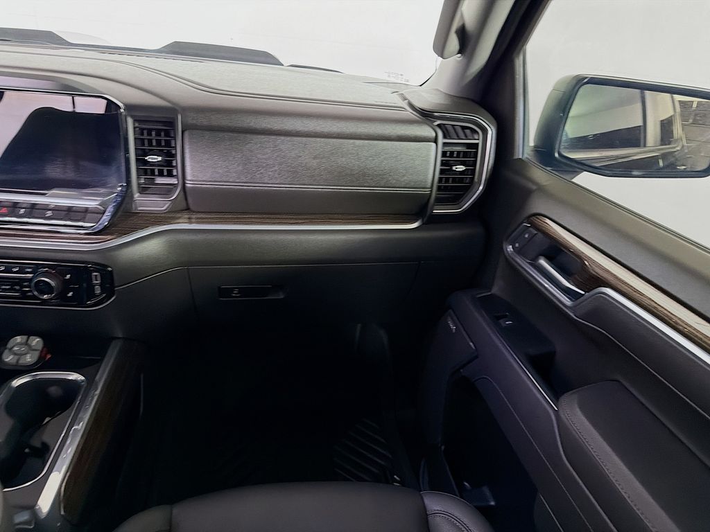 Used 2025 Chevrolet Silverado 1500 Truck