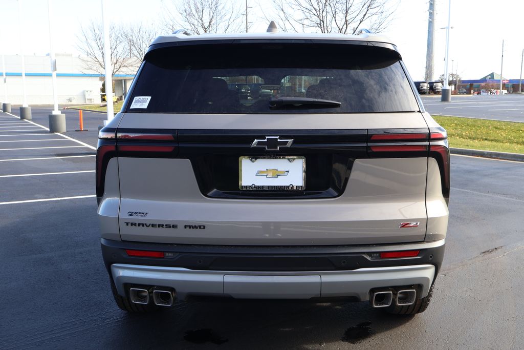 Thumbnail: 2026 Chevrolet Traverse - 6