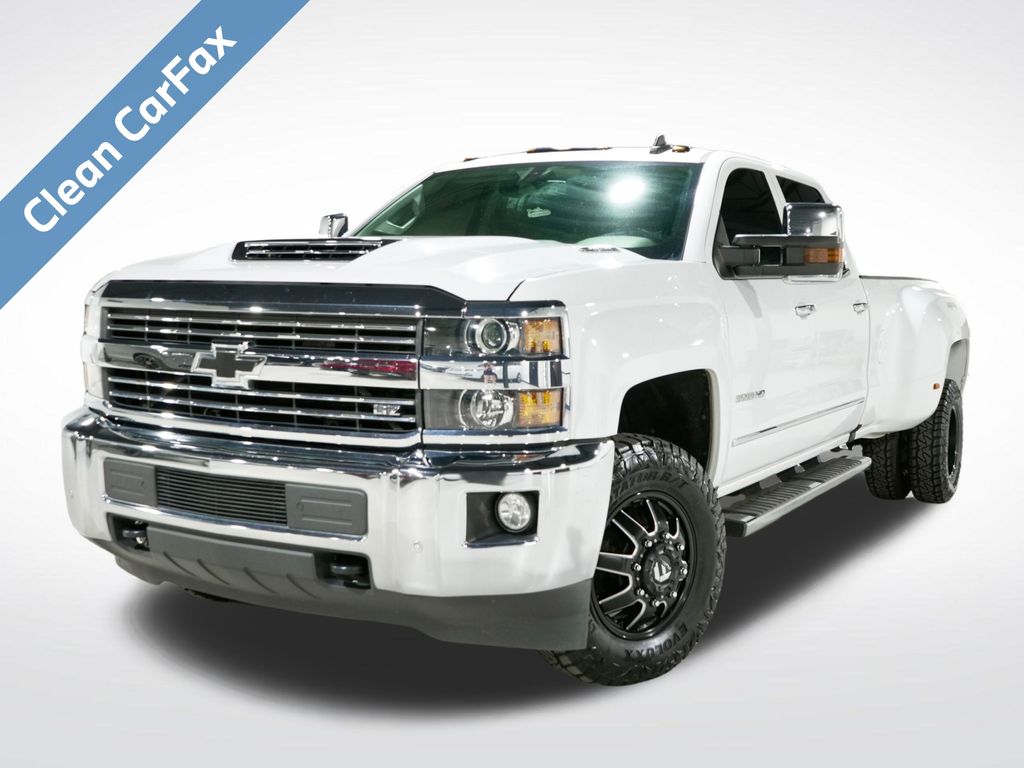 Summit White 2017 Chevrolet Silverado 3500HD Pickup Truck Four-Wheel Drive 6-Speed Automatic