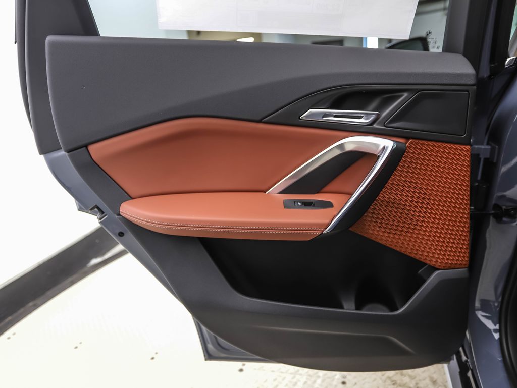 Thumbnail: 2026 BMW X1 - 19