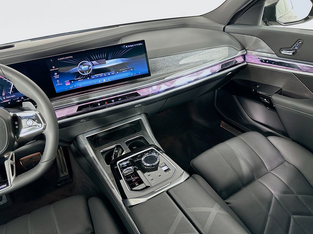 2024 BMW 7 Series 740i xDrive 23