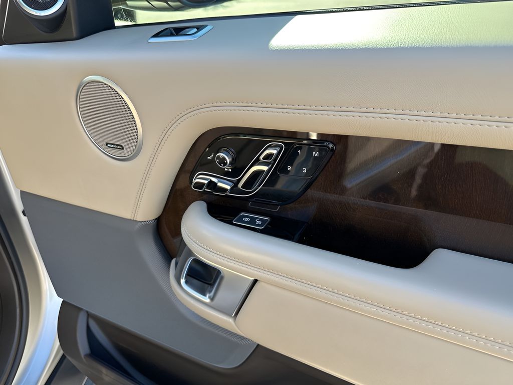 Used Car 2020 Land Rover Range Rover  Hse For Sale Under $40,000 In Austin, Texas