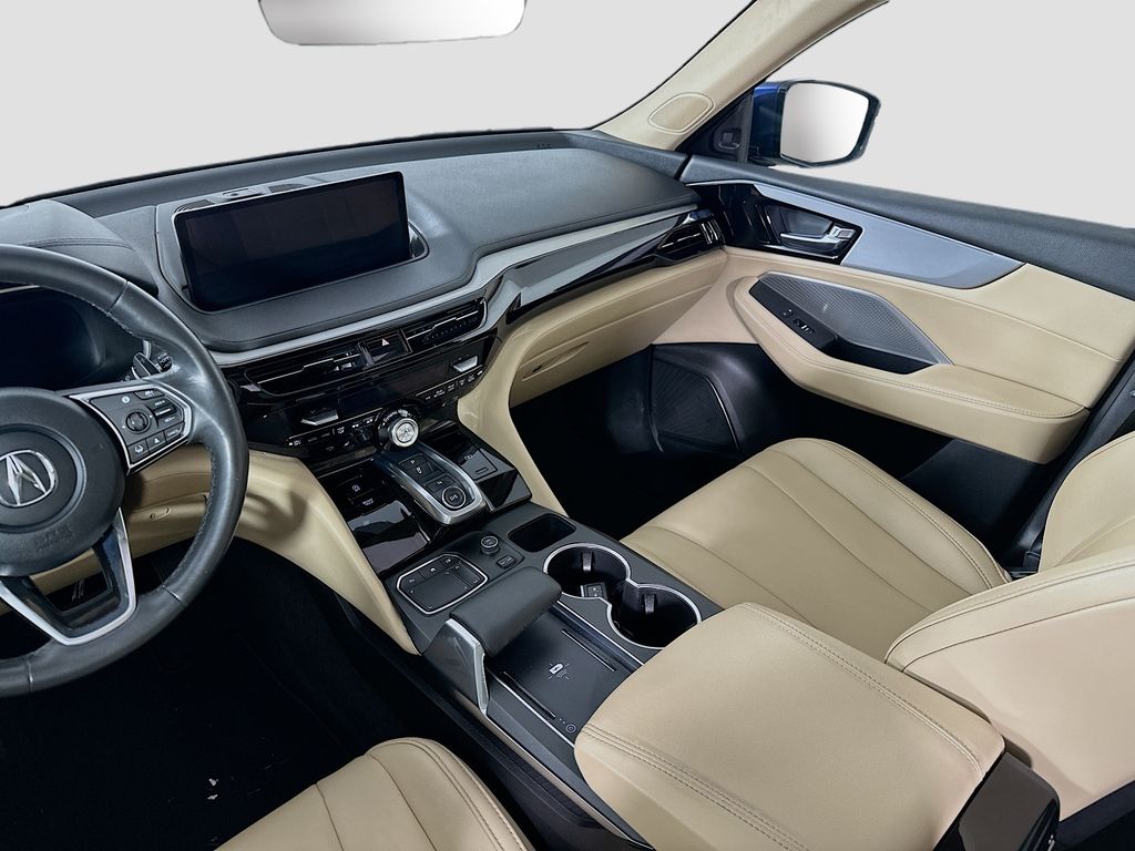 used 2024 Acura MDX car, priced at $38,999
