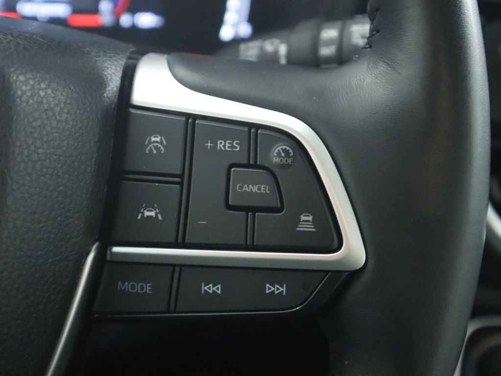 Thumbnail: 2024 Toyota Grand Highlander - 12