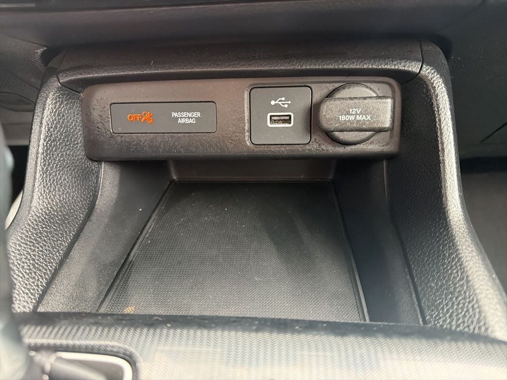 Thumbnail: 2023 Honda Civic - 32