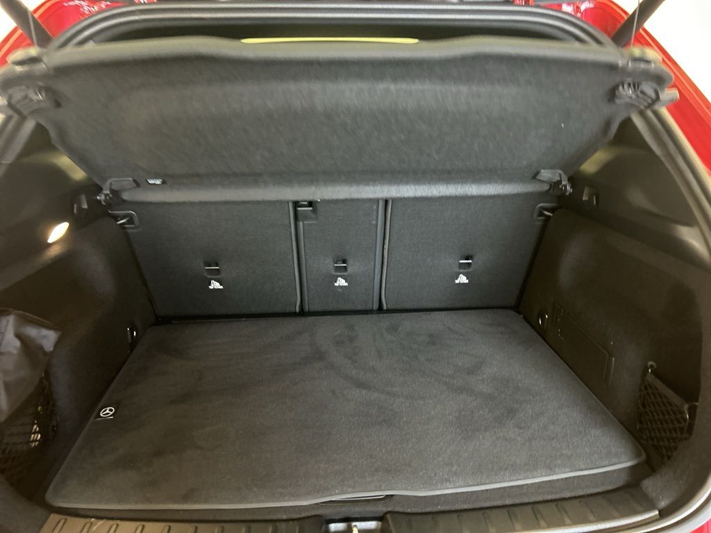 Thumbnail: 2025 Mercedes-Benz GLA - 27