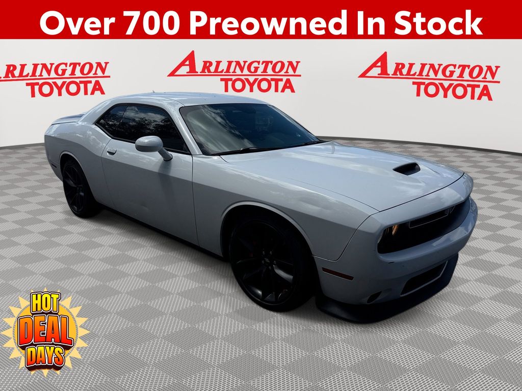 2022 Dodge Challenger GT Auto's photo
