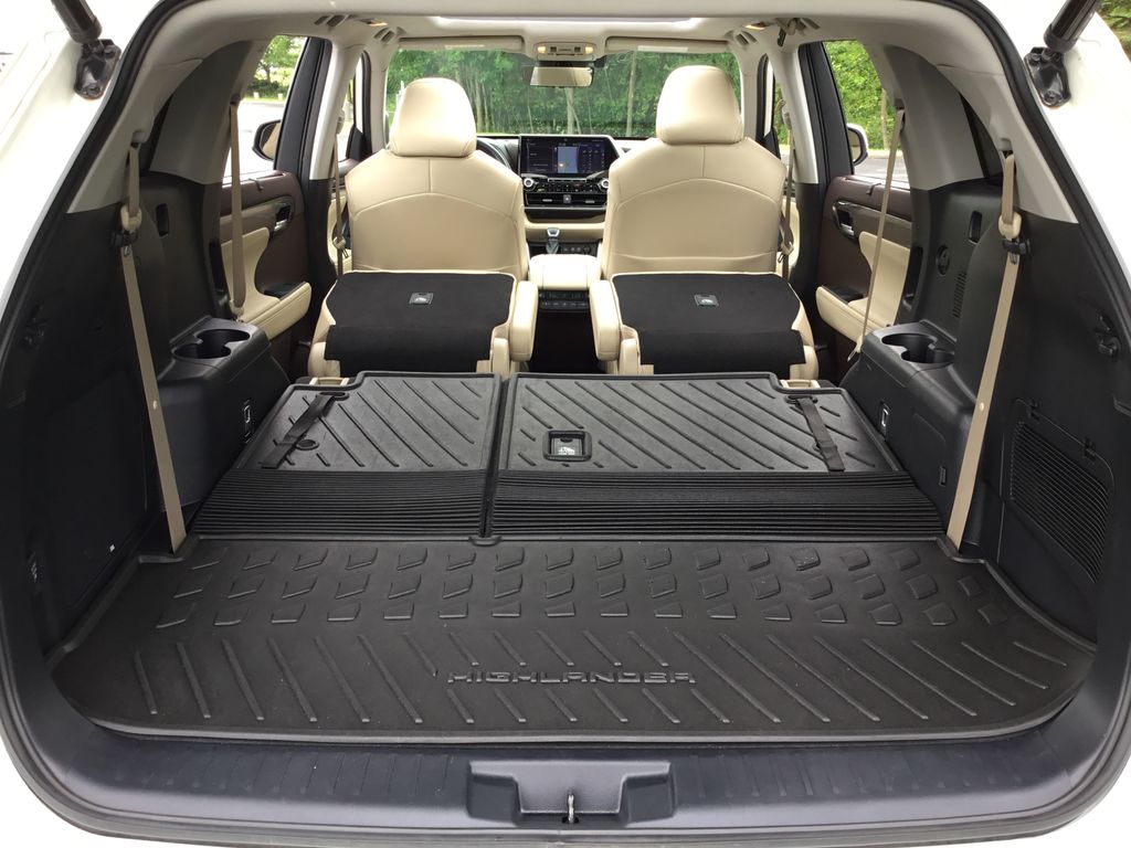 2021 Toyota Highlander Platinum 16