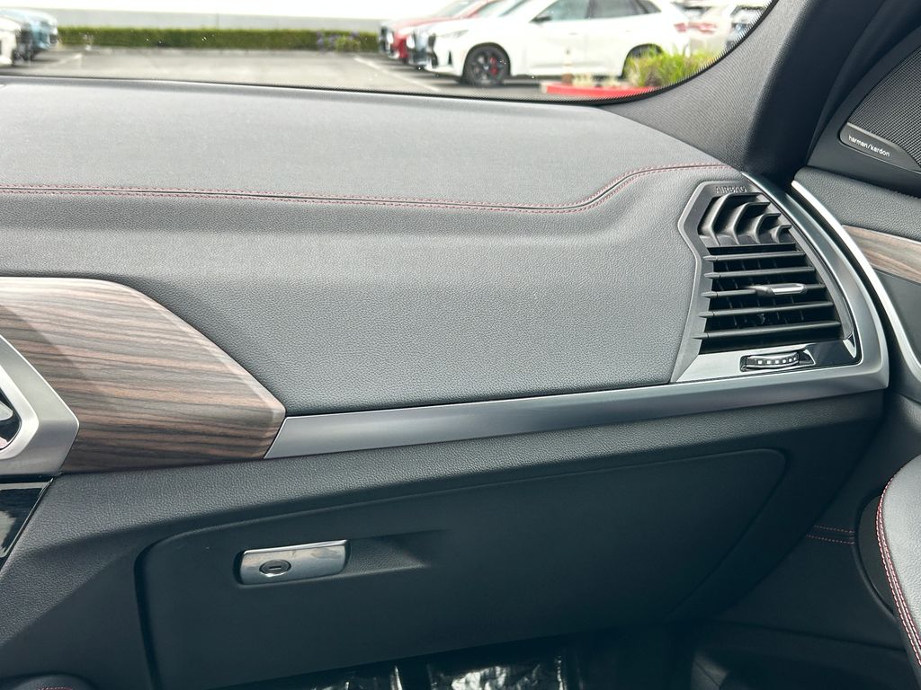 Thumbnail: 2020 BMW X4 - 25