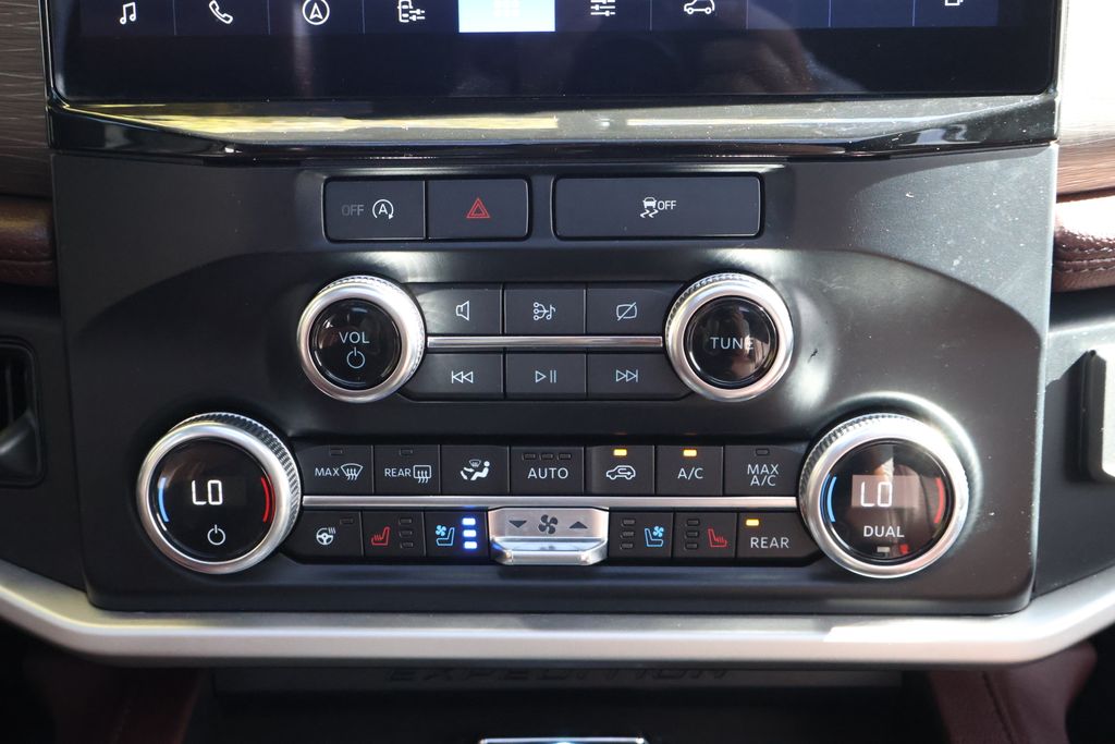 Thumbnail: 2024 Ford Expedition - 17