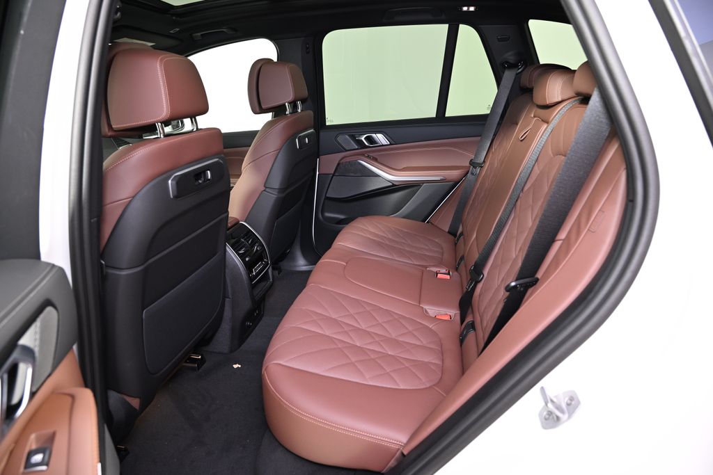 Thumbnail: 2026 BMW X5 - 24