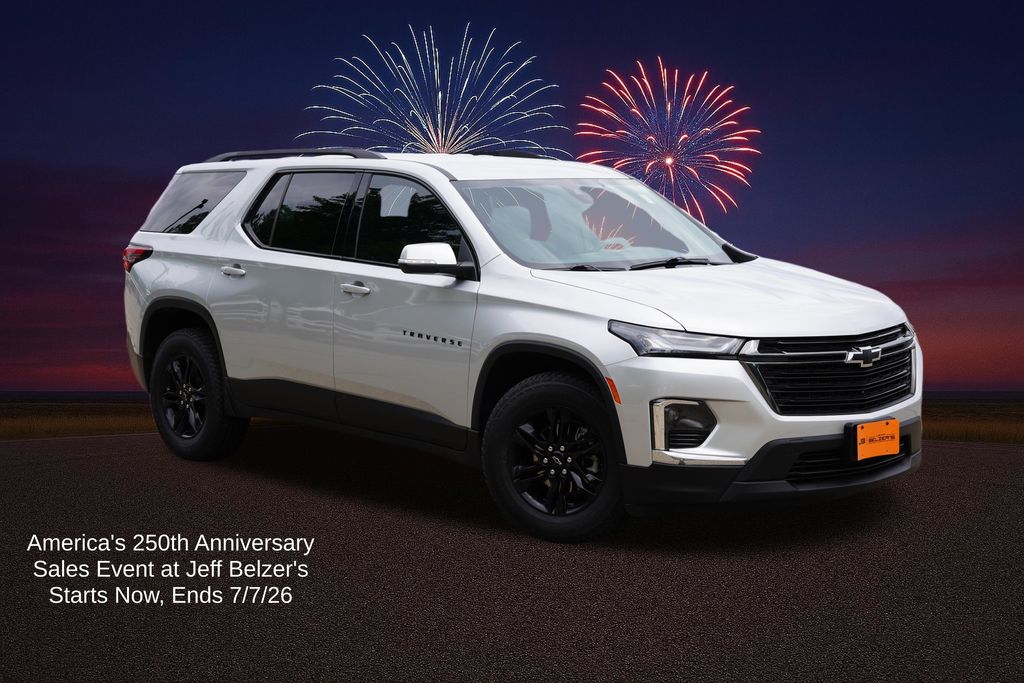Silver Ice Metallic 2022 Chevrolet Traverse SUV / Crossover Four-Wheel Drive 9-Speed Automatic