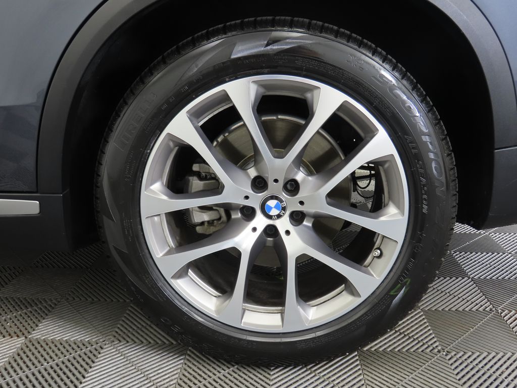 Thumbnail: 2019 BMW X5 - 32
