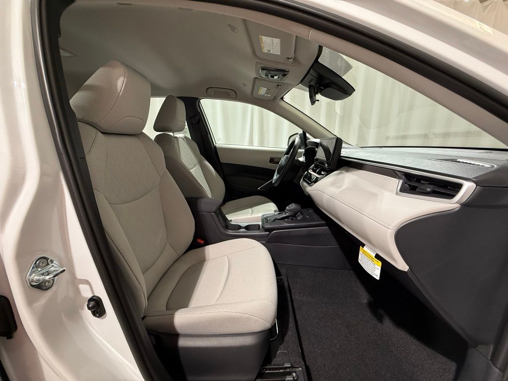 Thumbnail: 2026 Toyota Corolla Cross - 21