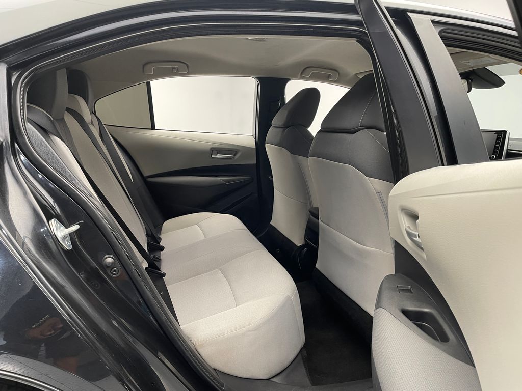 2020 Toyota Corolla LE 22