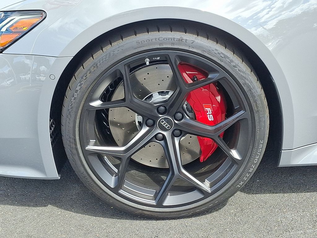 Thumbnail: 2026 Audi RS 7 - 5