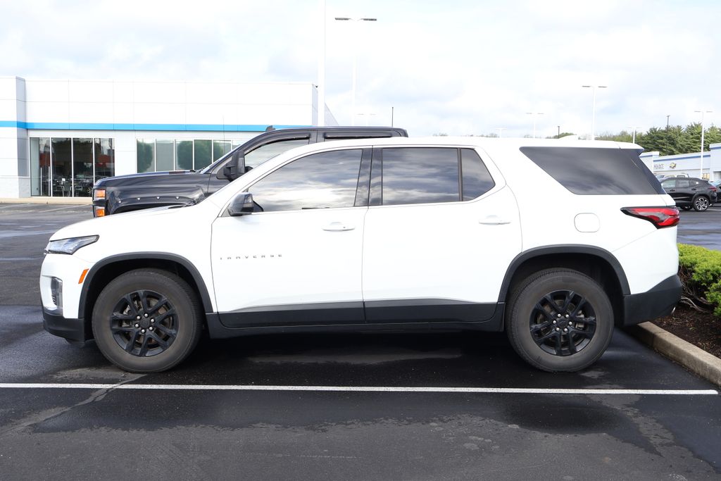 2022 Chevrolet Traverse LS 7