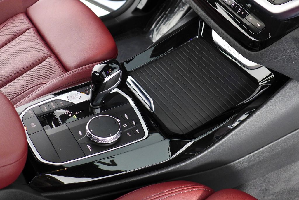 Thumbnail: 2022 BMW X3 - 15