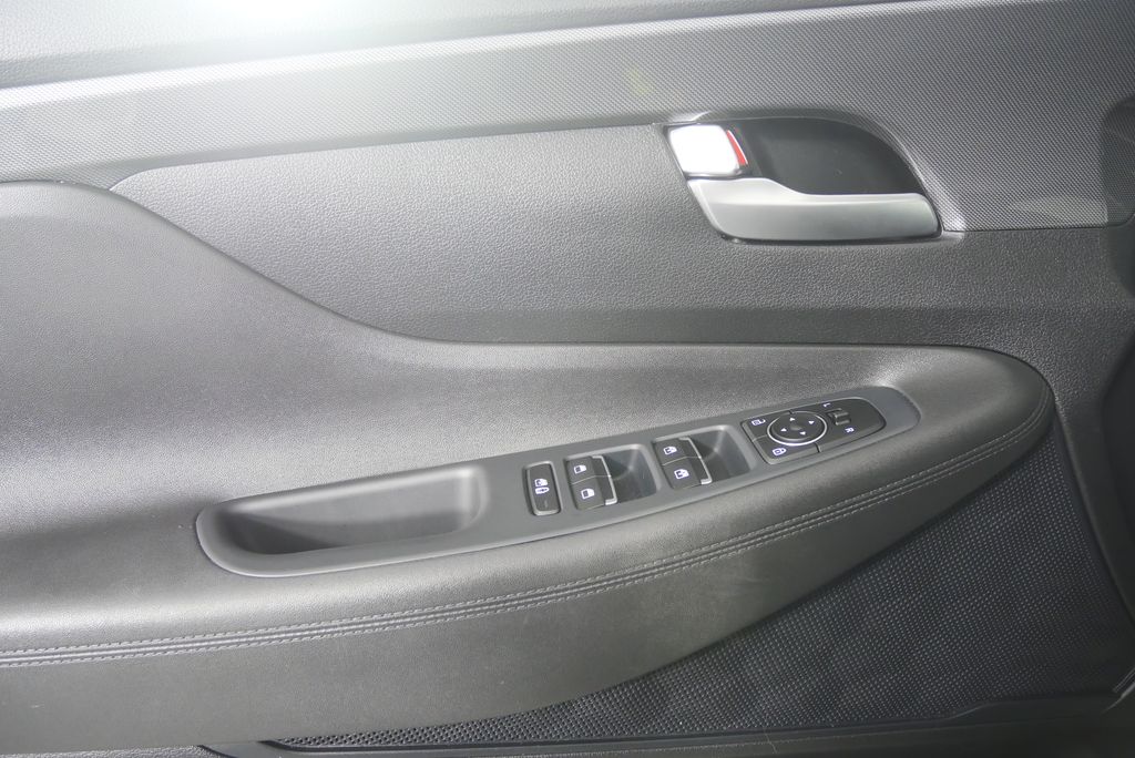 Thumbnail: 2022 Hyundai Santa Fe - 8