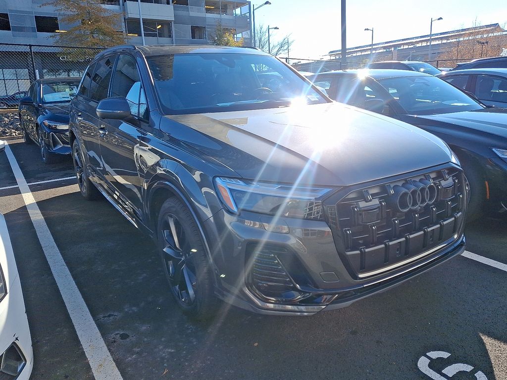 Thumbnail: 2026 Audi Q7 - 3
