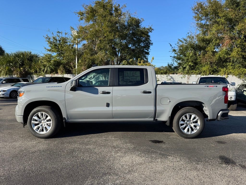 2025 Chevrolet Silverado 1500 Custom 5