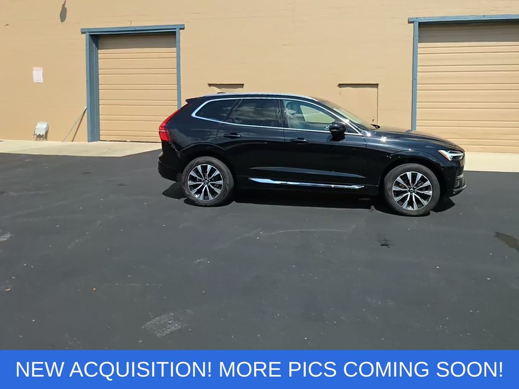 Black 2023 Volvo XC60 SUV / Crossover Front-Wheel Drive Automatic