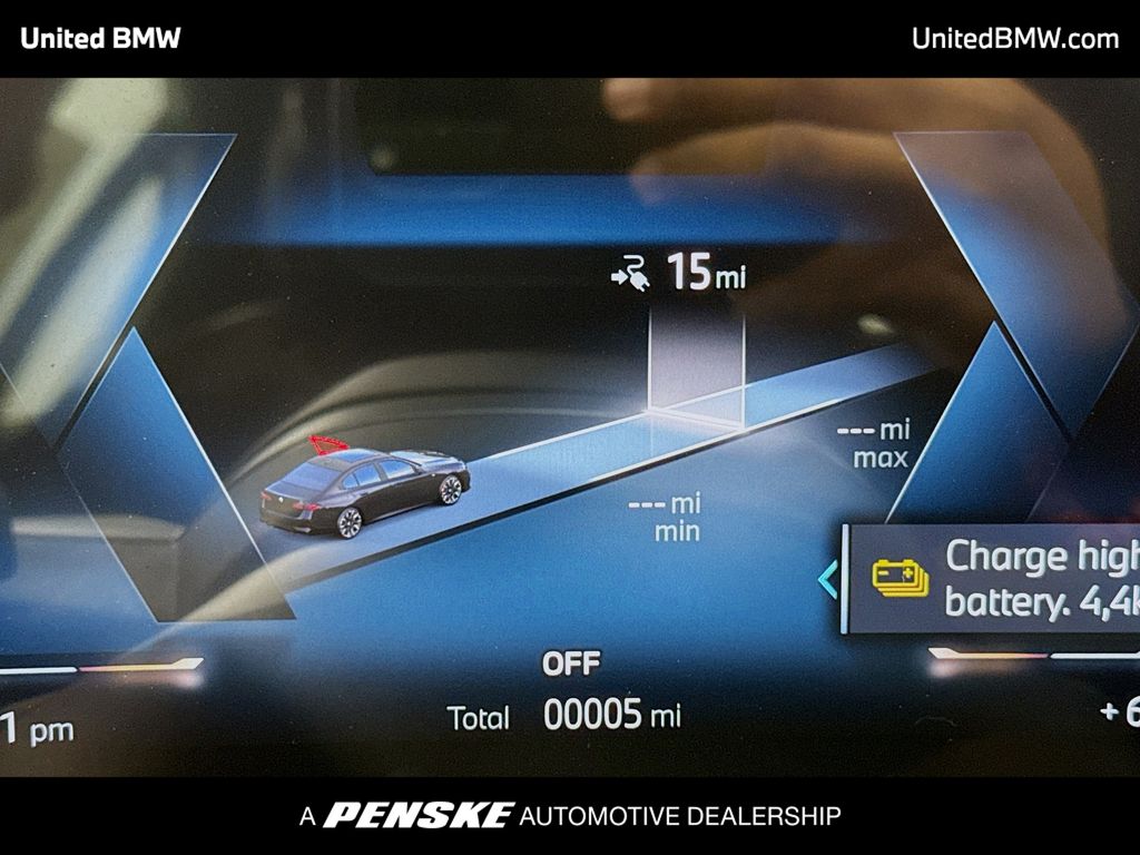 Thumbnail: 2026 BMW i5 - 7