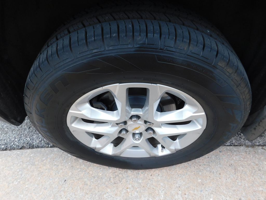 Thumbnail: 2019 Chevrolet Traverse - 8