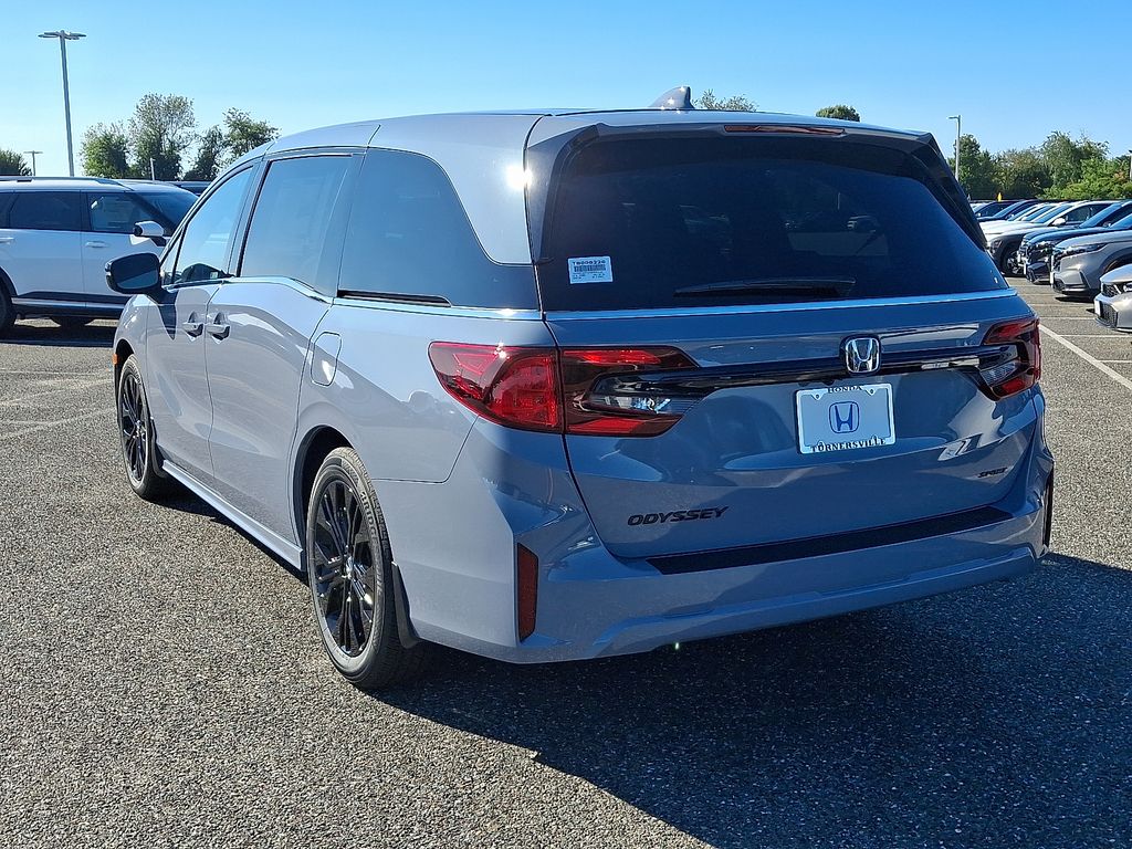 Thumbnail: 2026 Honda Odyssey - 3