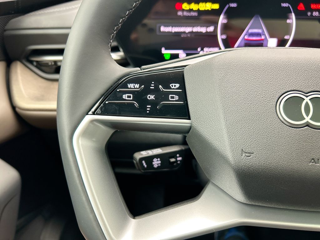 Thumbnail: 2025 Audi Q5 - 12