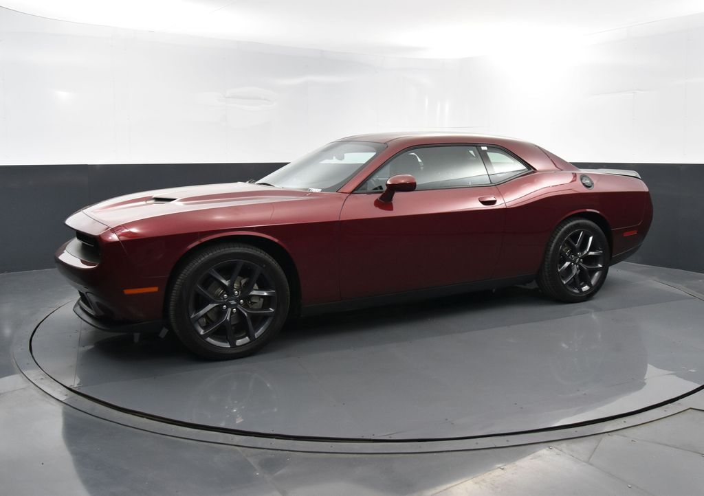 Octane Red Pearlcoat 2021 Dodge Challenger SXT RWD Coupe Rear-Wheel Drive 8-Speed Automatic