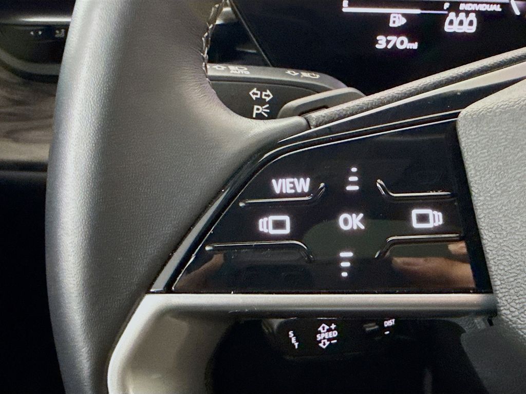 Thumbnail: 2025 Audi Q5 - 11