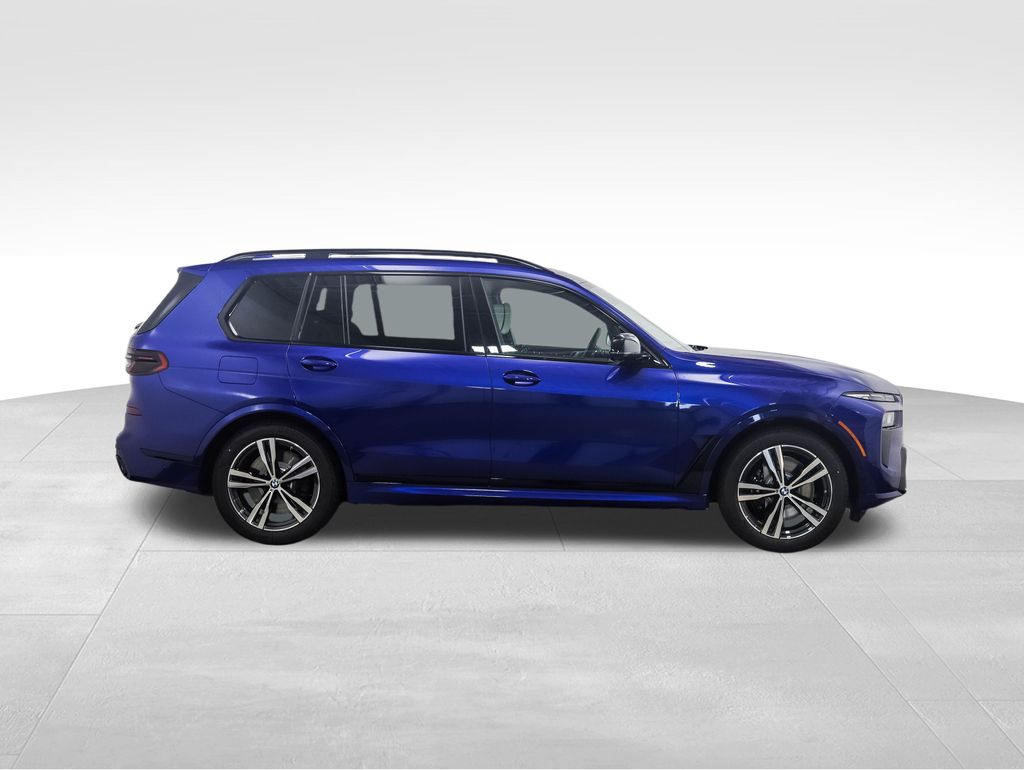 Thumbnail: 2026 BMW X7 - 6