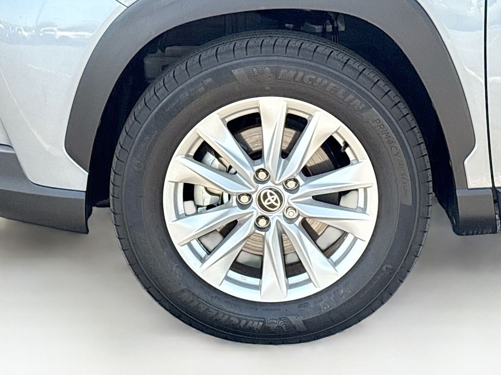 Thumbnail: 2023 Toyota Corolla Cross - 30