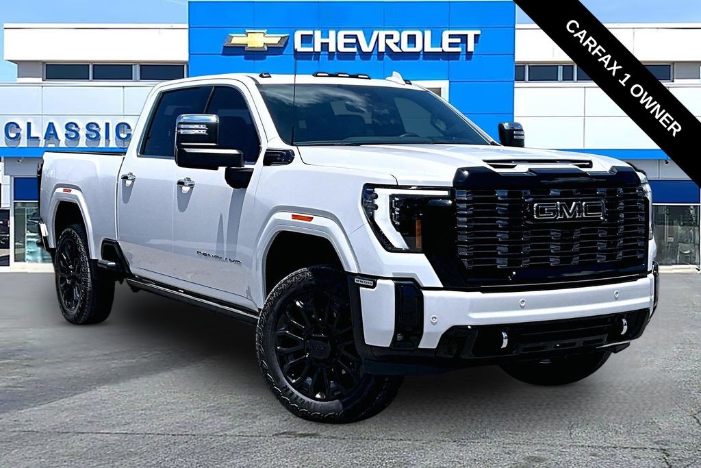 2025 GMC Sierra 2500HD Denali Ultimate Crew Cab 4WD