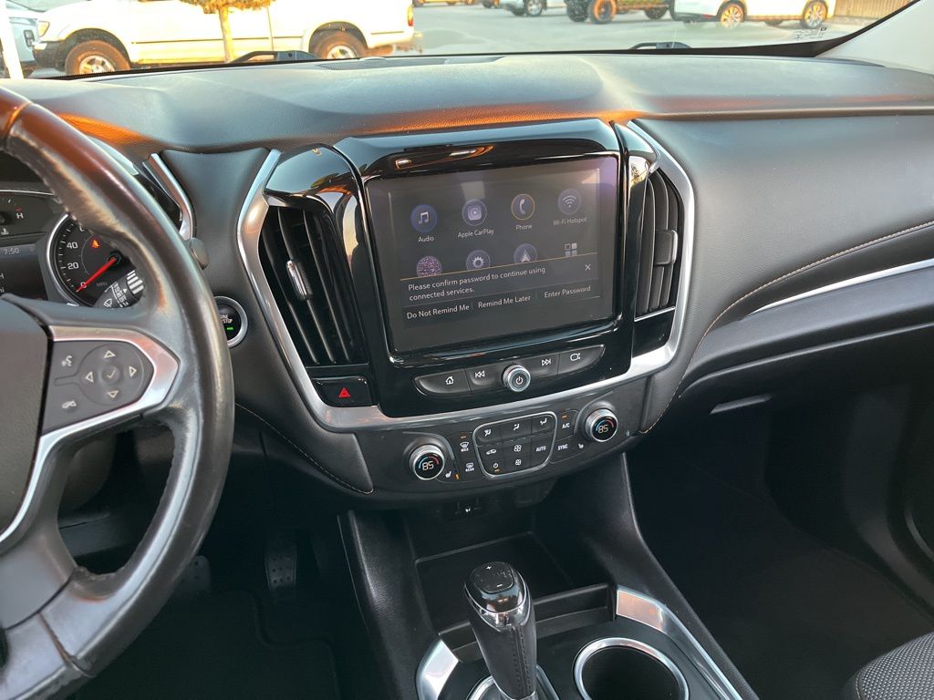 Thumbnail: 2020 Chevrolet Traverse - 18