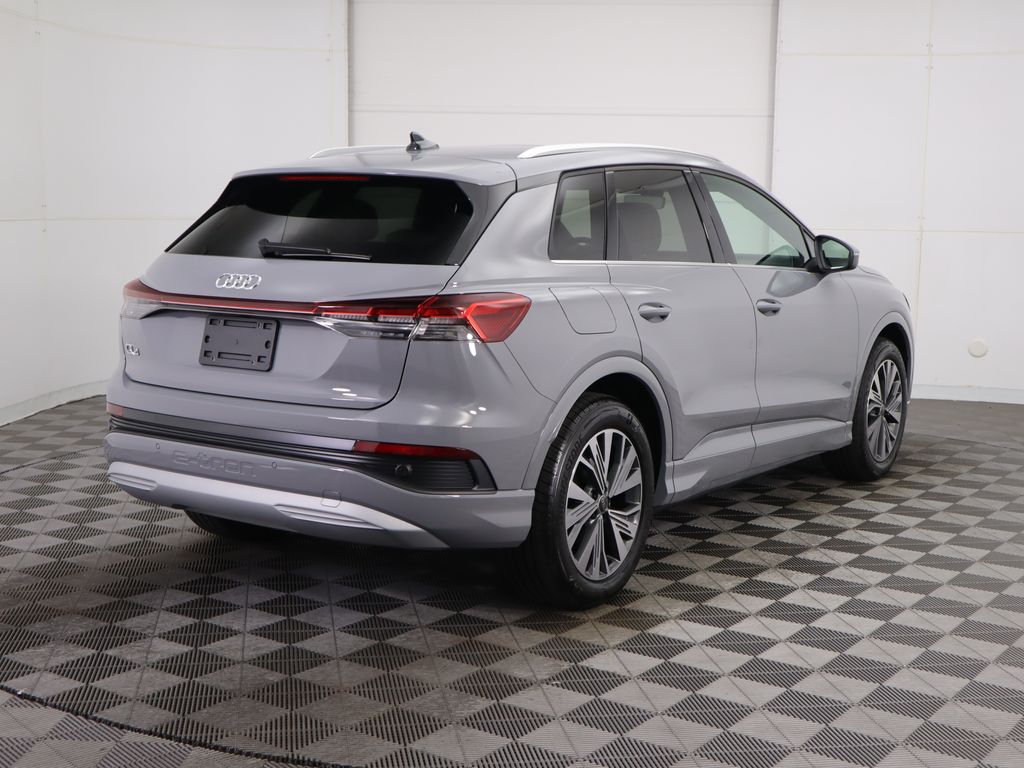 2025 Audi Q4 e-tron  5