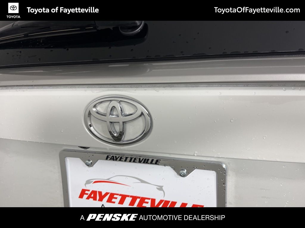 Thumbnail: 2025 Toyota RAV4 - 18