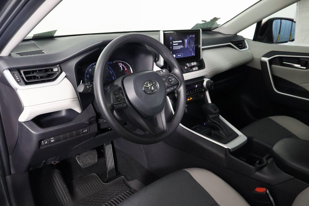 Thumbnail: 2025 Toyota RAV4 - 7